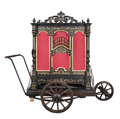 0193-zwarte bacigalupo-klein.jpg; 0193; ;